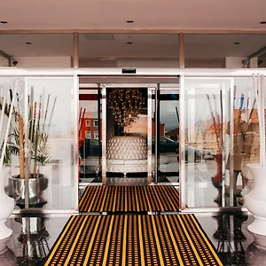 Art (adults Only) Hotell